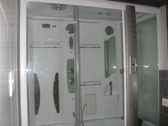 Hotel D'Grand Bareilly Εξωτερικό φωτογραφία