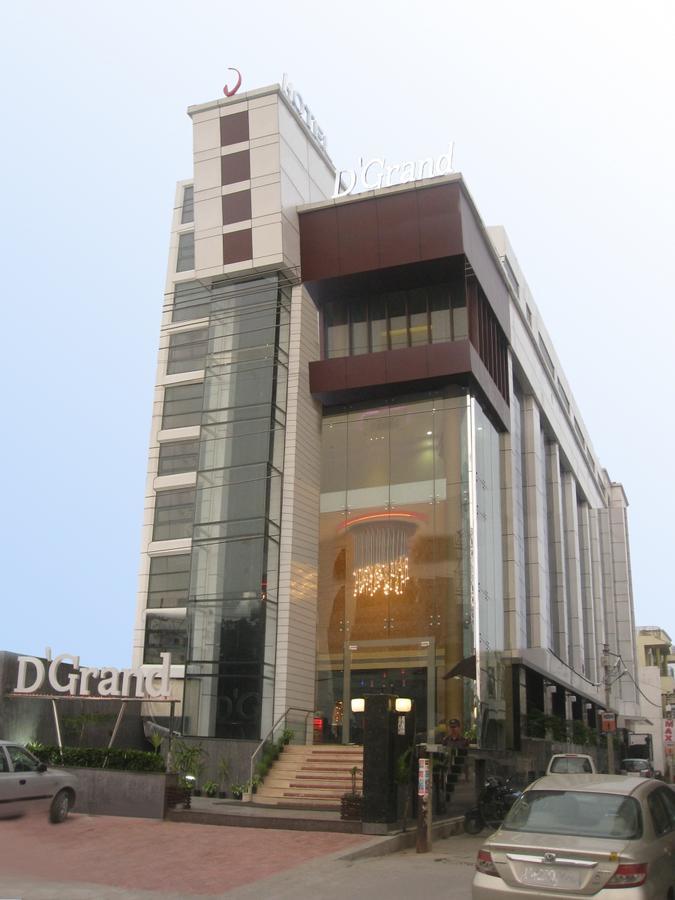 Hotel D'Grand Bareilly Εξωτερικό φωτογραφία