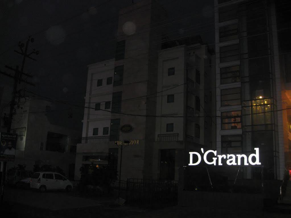 Hotel D'Grand Bareilly Εξωτερικό φωτογραφία
